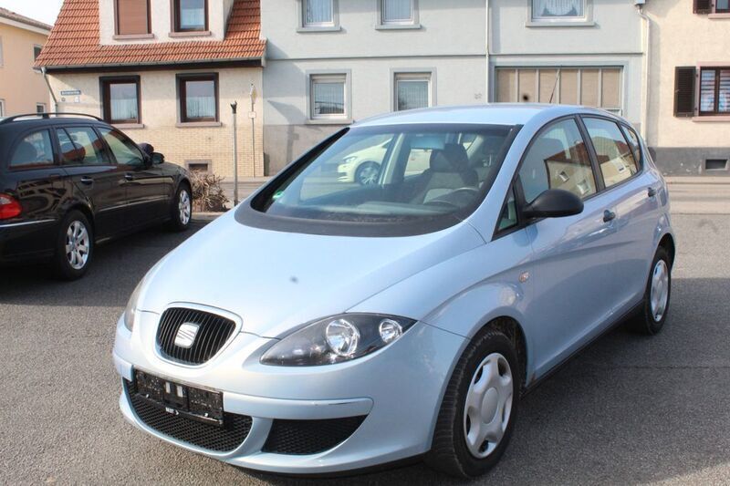 Gebraucht Seat Altea Reference 102 PS (75 kW) 2004 Blau Van / Kleinbus