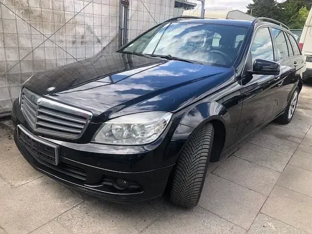 Gebraucht Mercedes C200 184 PS (135 kW) 2008 Schwarz Limousine