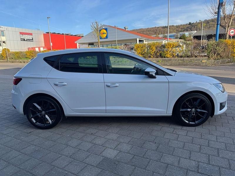 Gebraucht Seat Leon FR 150 PS (110 kW) 2016 Weiß Limousine