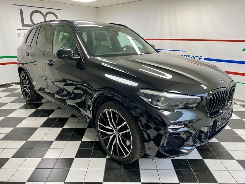 Saphirschwarz metallic Gebraucht 2019 BMW X5 Shadowline SUV | 47.900 € (Fairer Preis) - Bild 1/4