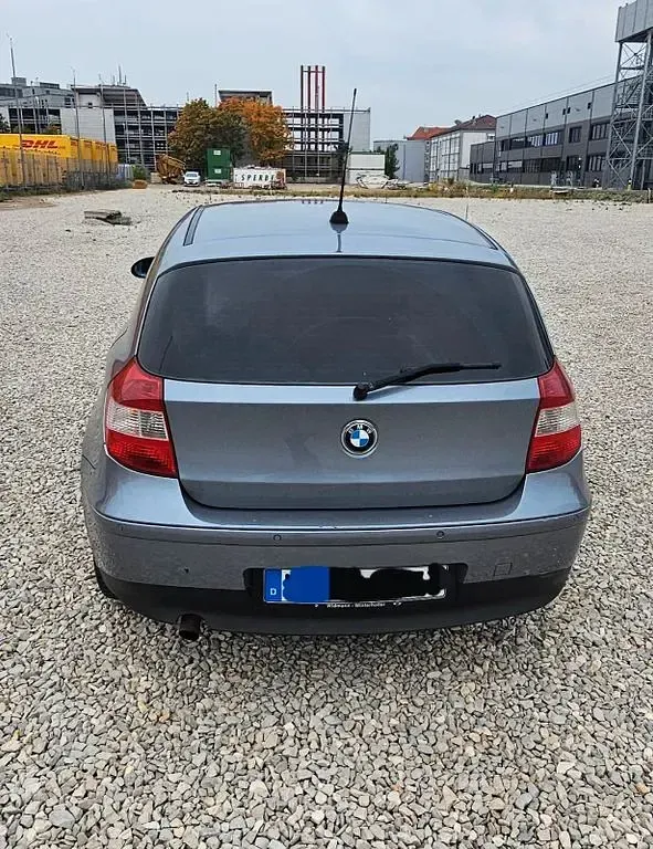 Używany BMW 118 Performance 122 KM (89 kW) 2005 Srebrny Hatchback