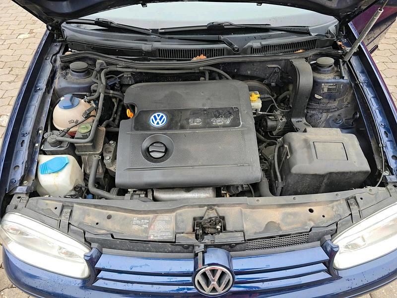 Gebraucht VW Golf IV 106 PS (77 kW) 2002 Blau Kleinwagen
