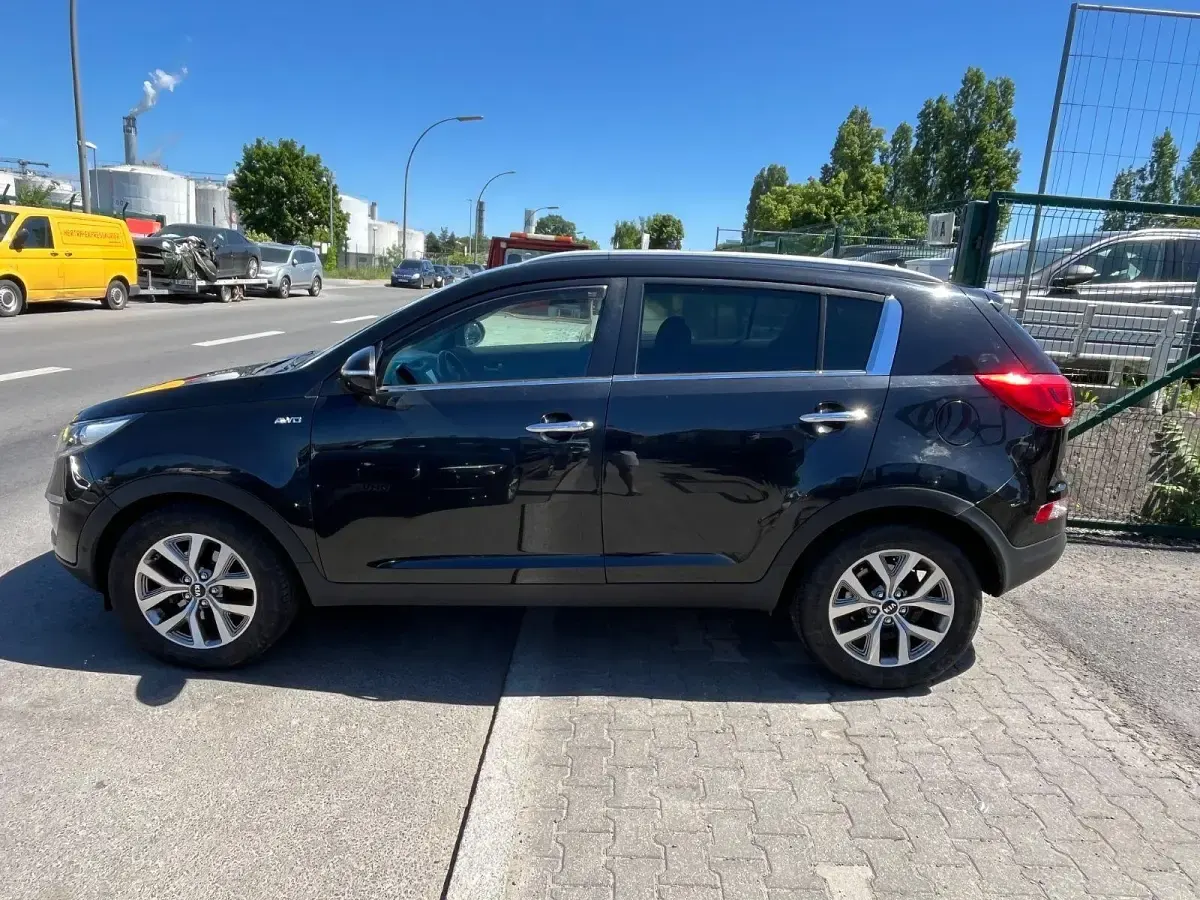 Gebraucht Kia Sportage Vision 136 PS (100 kW) 2014 Schwarz SUV