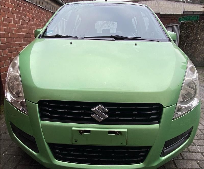 Gebraucht Suzuki Splash 66 PS (48 kW) 2008 Grün Kleinwagen