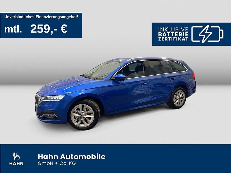 Raceblau metallic Gebraucht 2023 Skoda Octavia Style Kombi | 27.990 € (Fairer Preis) - Bild 1/3