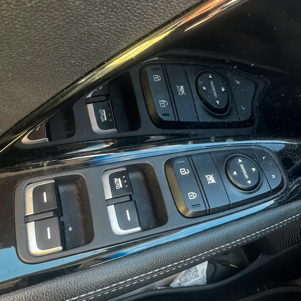 Gebraucht Kia Niro 141 PS (103 kW) 2018 Grau SUV