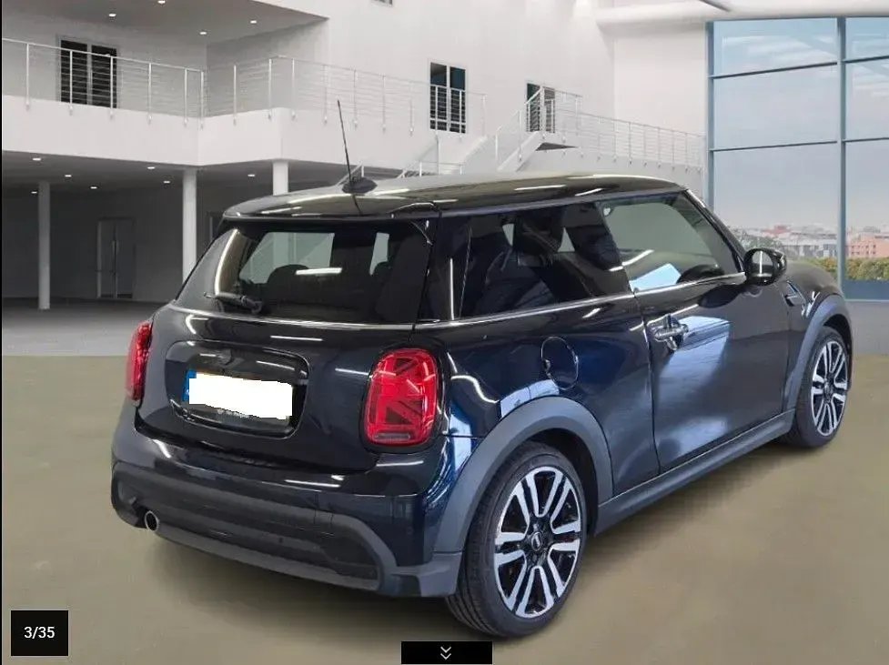 Gebraucht Mini Cooper Classic 136 PS (100 kW) 2023 Schwarz Kleinwagen