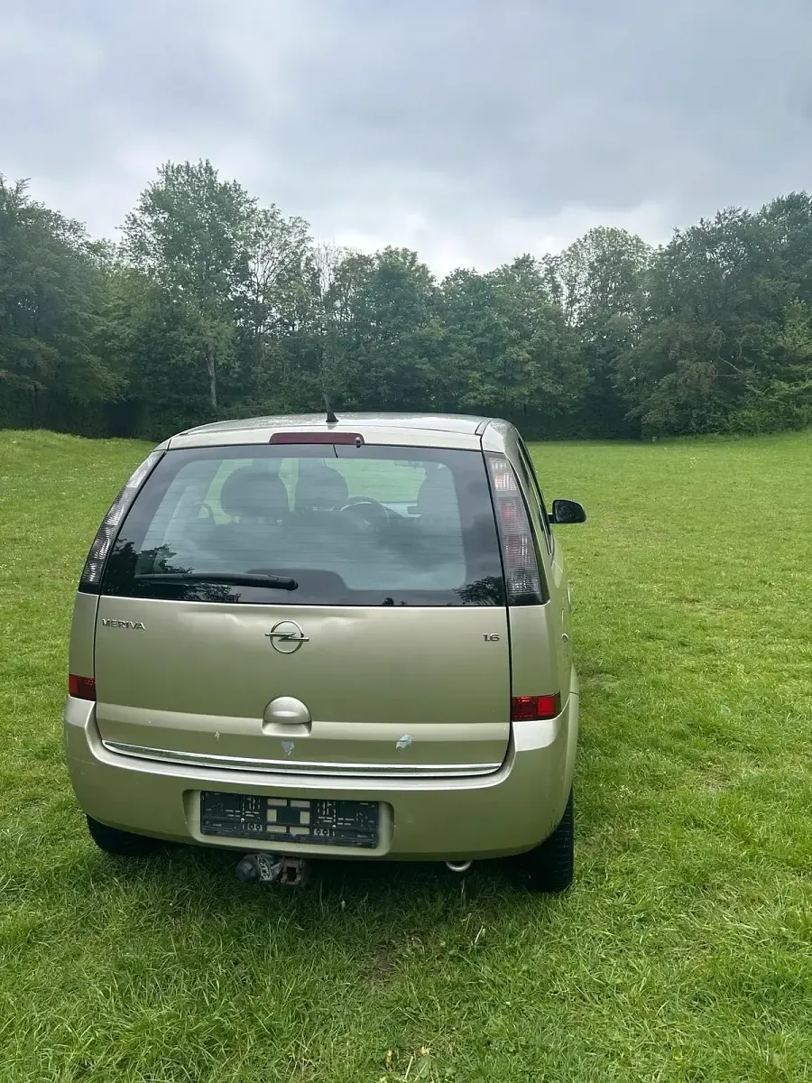 Gebraucht Opel Meriva 101 PS (74 kW) 2008 Gold Van / Kleinbus
