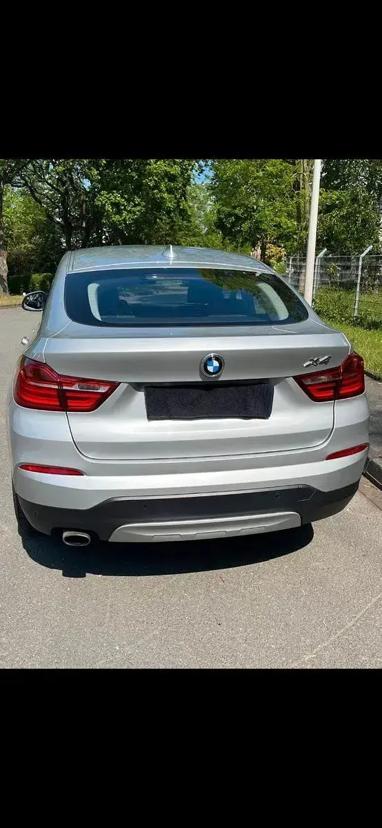 Gebraucht BMW X4 xLine 184 PS (135 kW) 2016 Silber SUV
