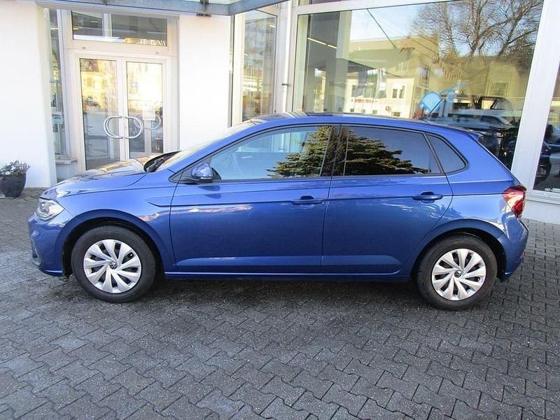 Gebraucht VW Polo Life 110 PS (80 kW) 2024 Blau Limousine