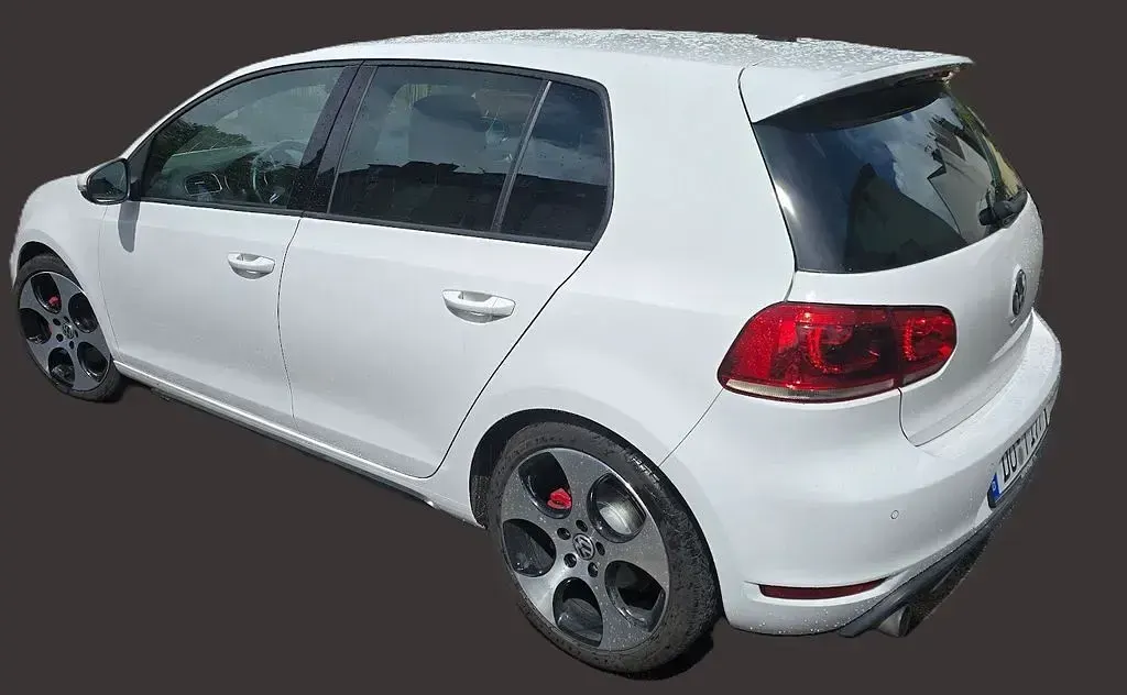 Gebraucht VW Golf VI GTI 211 PS (155 kW) 2011 Weiß Kleinwagen
