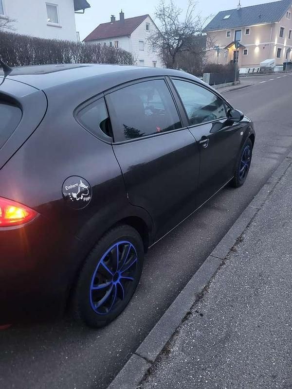 Schwarz Gebraucht 2006 Seat Leon Stylance Limousine | 2.200 € (Guter Preis) - Bild 1/3