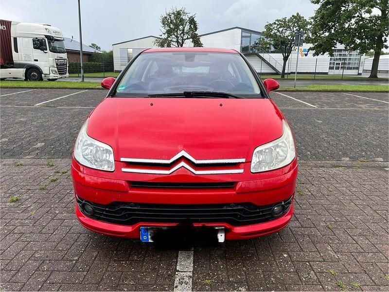 Rot Gebraucht 2008 Citroën C4 Exclusive Limousine | 750 € (Superpreis) - Bild 1/4