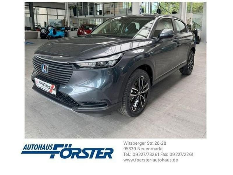 Meteoroid gray m. Gebraucht 2024 Honda HR-V Elegance SUV | 26.790 € (Fairer Preis) - Bild 1/4