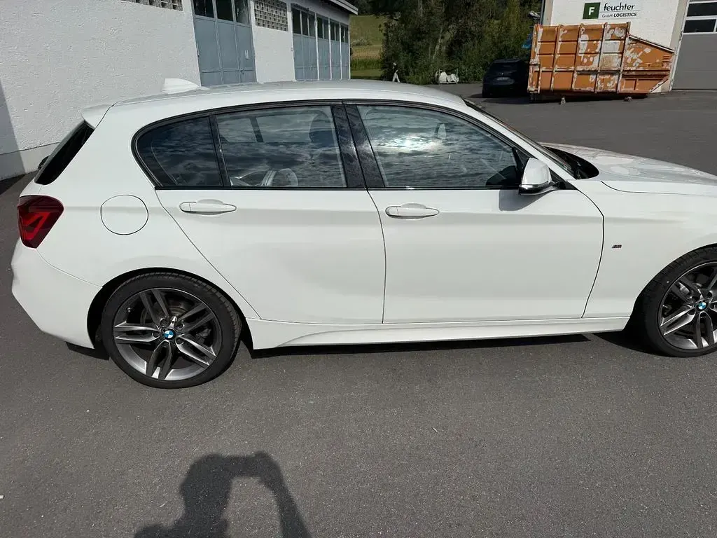 Gebraucht BMW 118 M Sport 150 PS (110 kW) 2019 Weiß Limousine