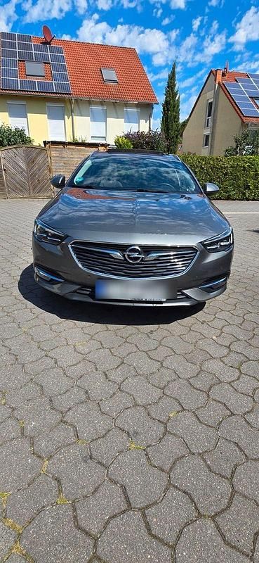 Gebraucht Opel Insignia Innovation 170 PS (125 kW) 2017 Grau Kombi