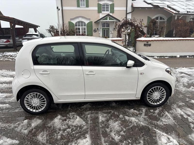 Weiß Gebraucht 2014 VW up! high up! Kleinwagen | 5.900 € (Guter Preis) - Bild 1/4