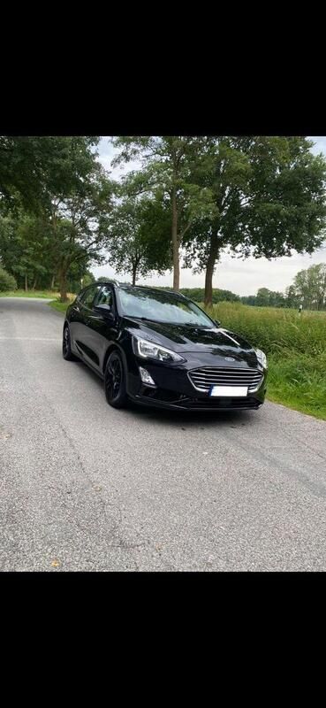 Schwarz Gebraucht 2019 Ford Focus Active Kombi | 7.500 € (Superpreis) - Bild 1/4