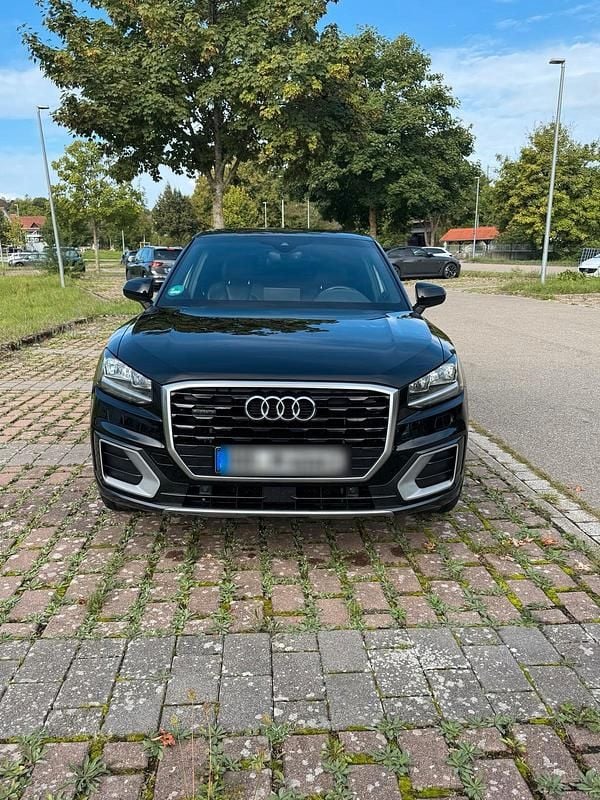 Schwarz Gebraucht 2016 Audi Q2 SUV | 18.000 € (Fairer Preis) - Bild 1/4