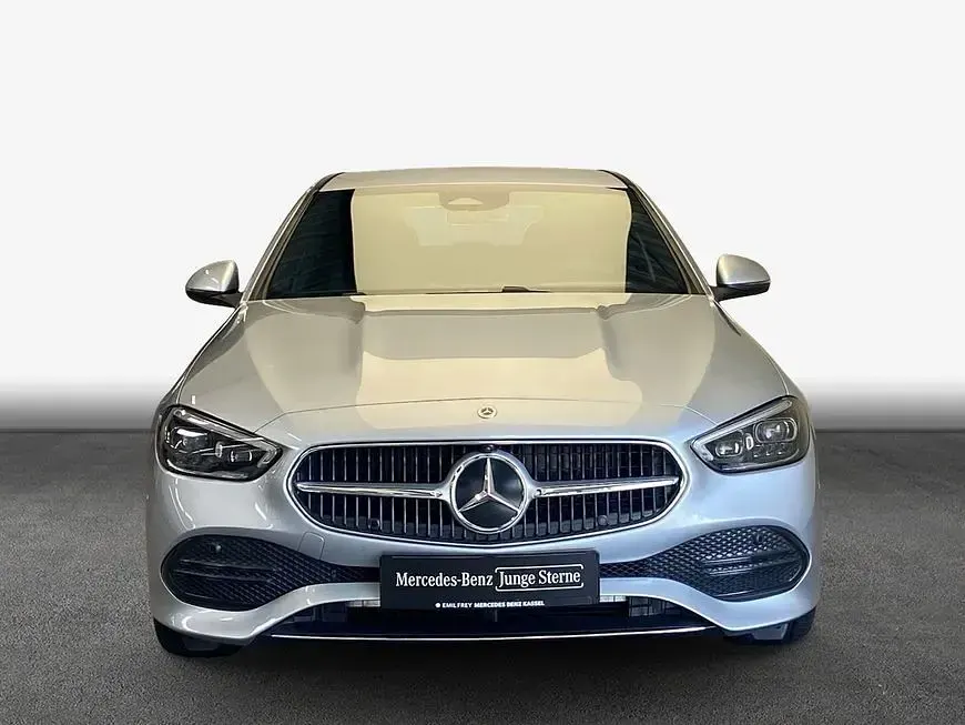 Gebraucht Mercedes C200 Avantgarde 163 PS (119 kW) 2026 Hightechsilber metallic Limousine