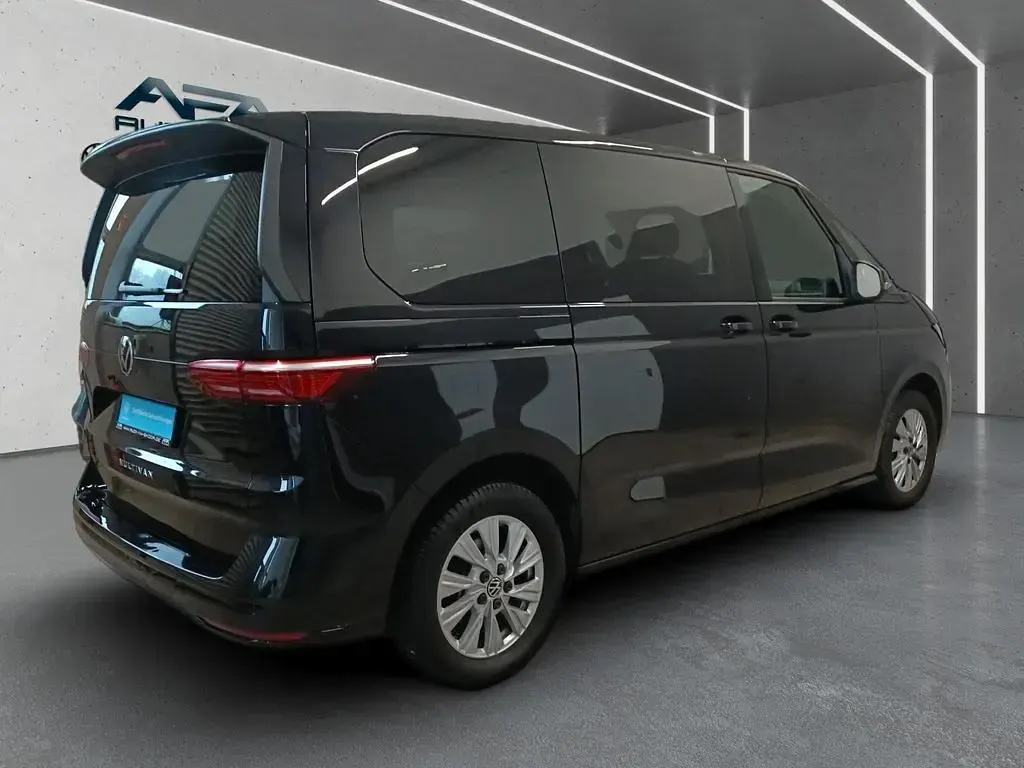 Gebraucht VW Multivan Life 150 PS (110 kW) 2025 Schwarz Van / Kleinbus