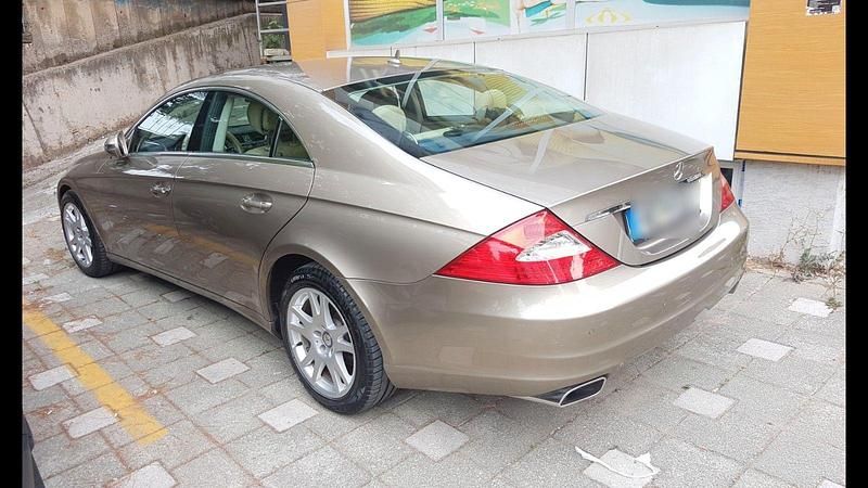 Gebraucht Mercedes CLS350 292 PS (214 kW) 2008 Beige Coupé