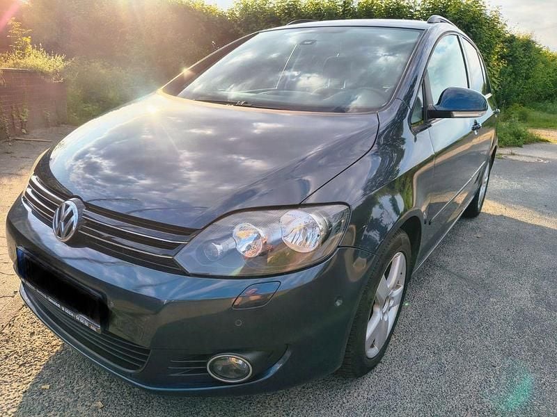 Blau Gebraucht 2011 VW Golf Plus Team Van / Kleinbus | 2.950 € (Guter Preis) - Bild 1/4