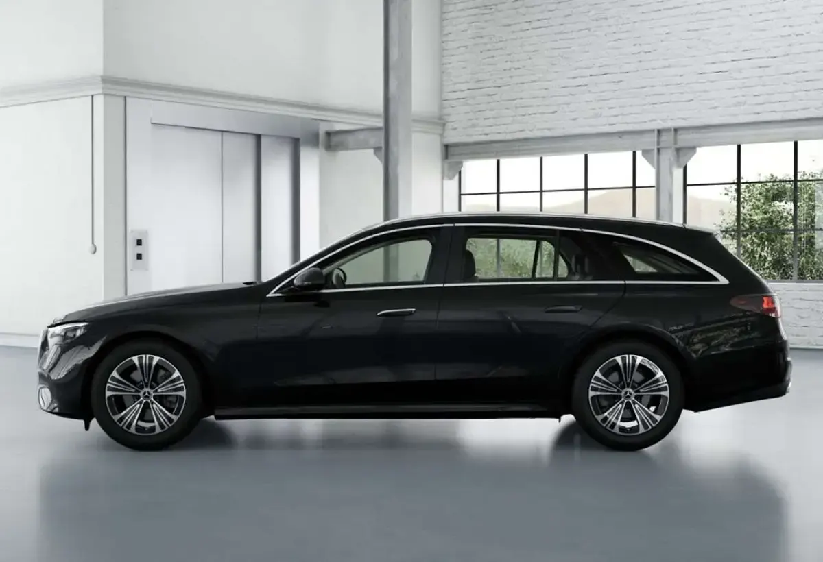 Gebraucht Mercedes E220 Avantgarde 197 PS (144 kW) 2025 Schwarz metalliclack obsidianschwarz metallic Kombi