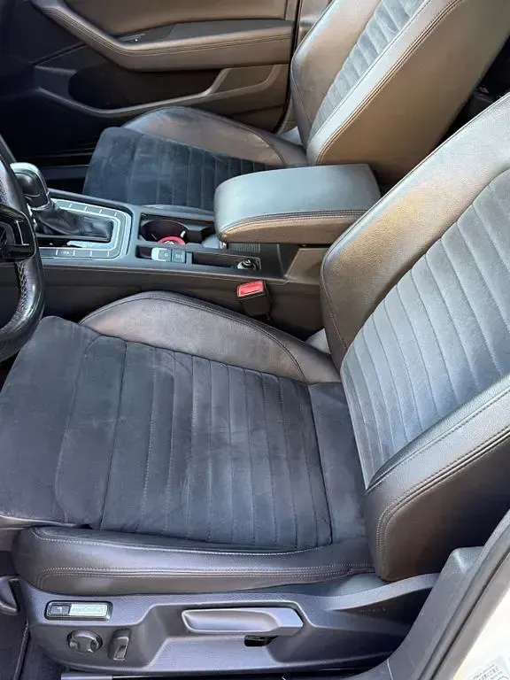 Gebraucht VW Passat Highline 150 PS (110 kW) 2017 Weiß Limousine