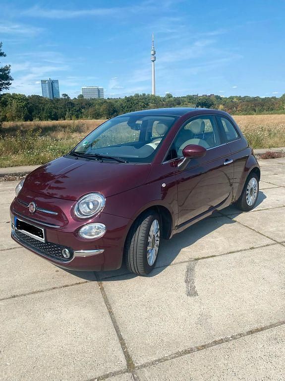 Rot Gebraucht 2018 Fiat 500 Lounge Kleinwagen | 11.200 € (Fairer Preis) - Bild 1/4