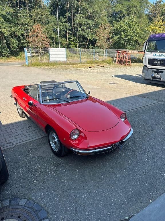 Schwarz Gebraucht 1979 Alfa Romeo Spider Cabrio | 20.800 € - Bild 1/4
