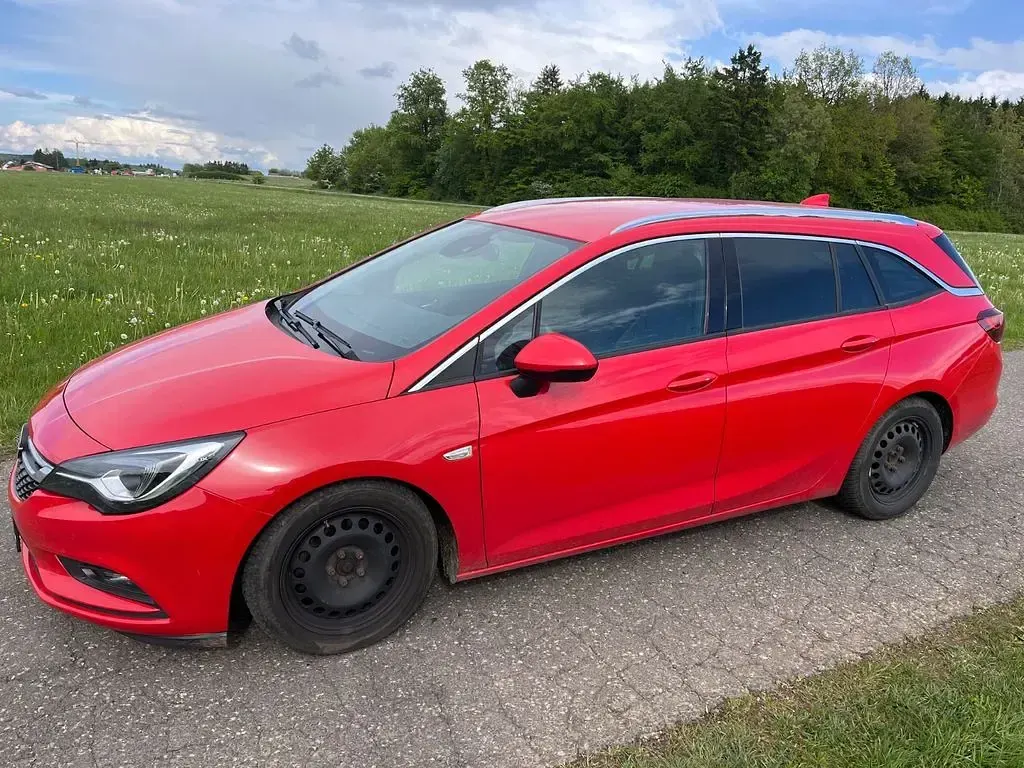 Gebraucht Opel Astra 136 PS (100 kW) 2017 Rot Limousine