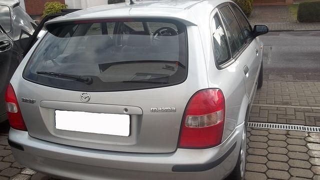 Gebraucht Mazda 323F 90 PS (66 kW) 1998 Grau Limousine