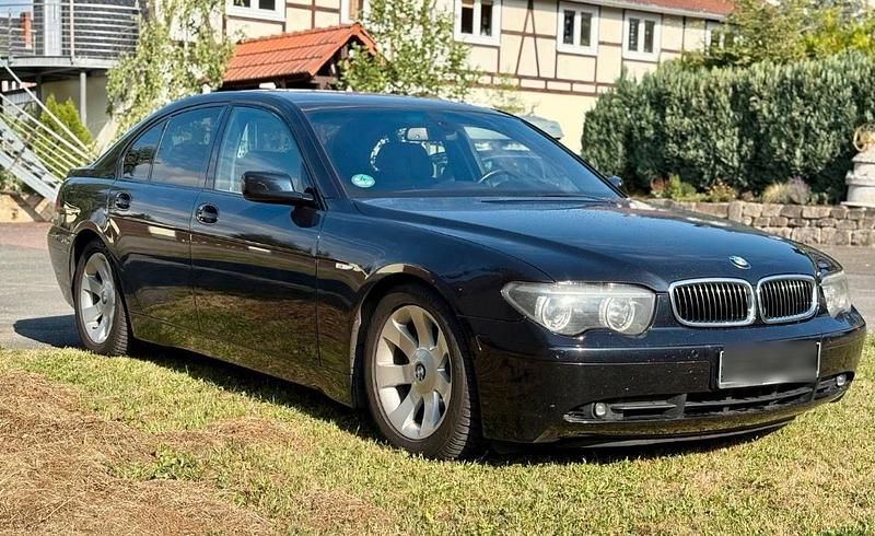 Blau Gebraucht 2005 BMW 745 Shadowline Limousine | 6.650 € - Bild 1/4
