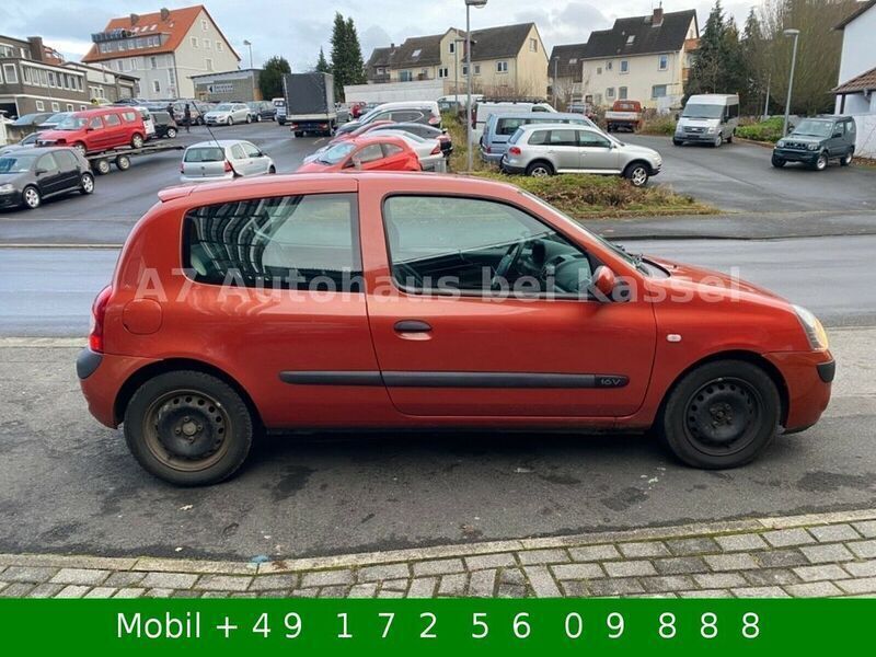 Orange Gebraucht 2004 Renault Clio II Limousine | 999 € (Fairer Preis) - Bild 1/4
