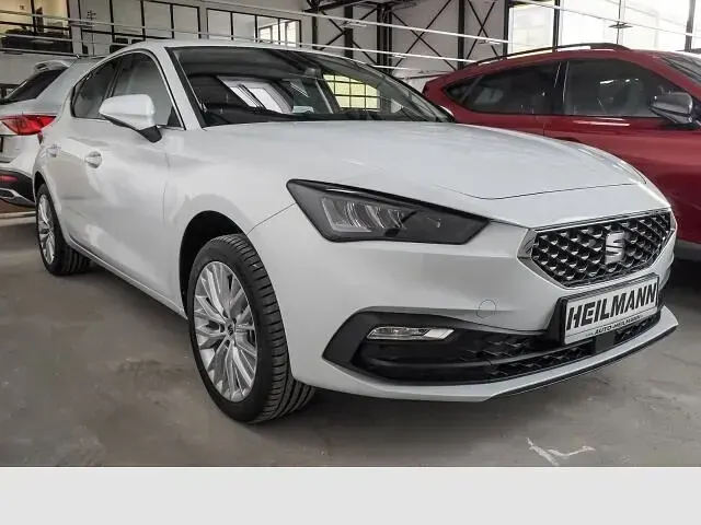 Gebraucht Seat Leon XCELLENCE 110 PS (80 kW) 2022 Weiss Limousine