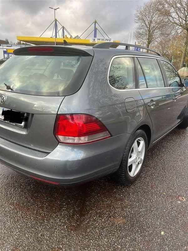 Gebraucht VW Golf VI 140 PS (102 kW) 2011 Kleinwagen