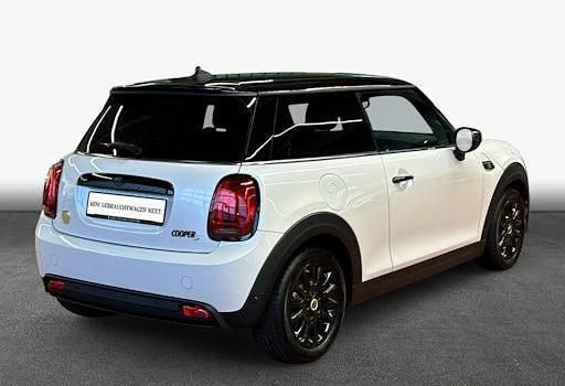 Gebraucht Mini Cooper Essential 135 kW (184 PS) 2023 Weiß Kleinwagen
