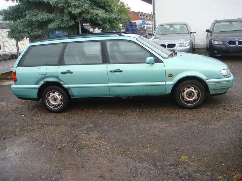 Gebraucht VW Passat 90 PS (66 kW) 1993 Grün Kombi
