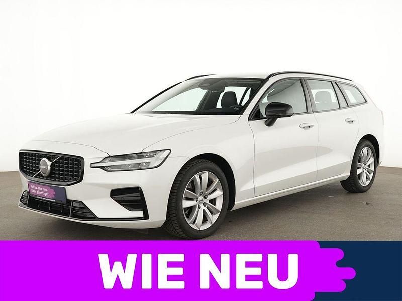 Weiss Gebraucht 2023 Volvo V60 Plus Kombi | 35.225 € (Fairer Preis) - Bild 1/4
