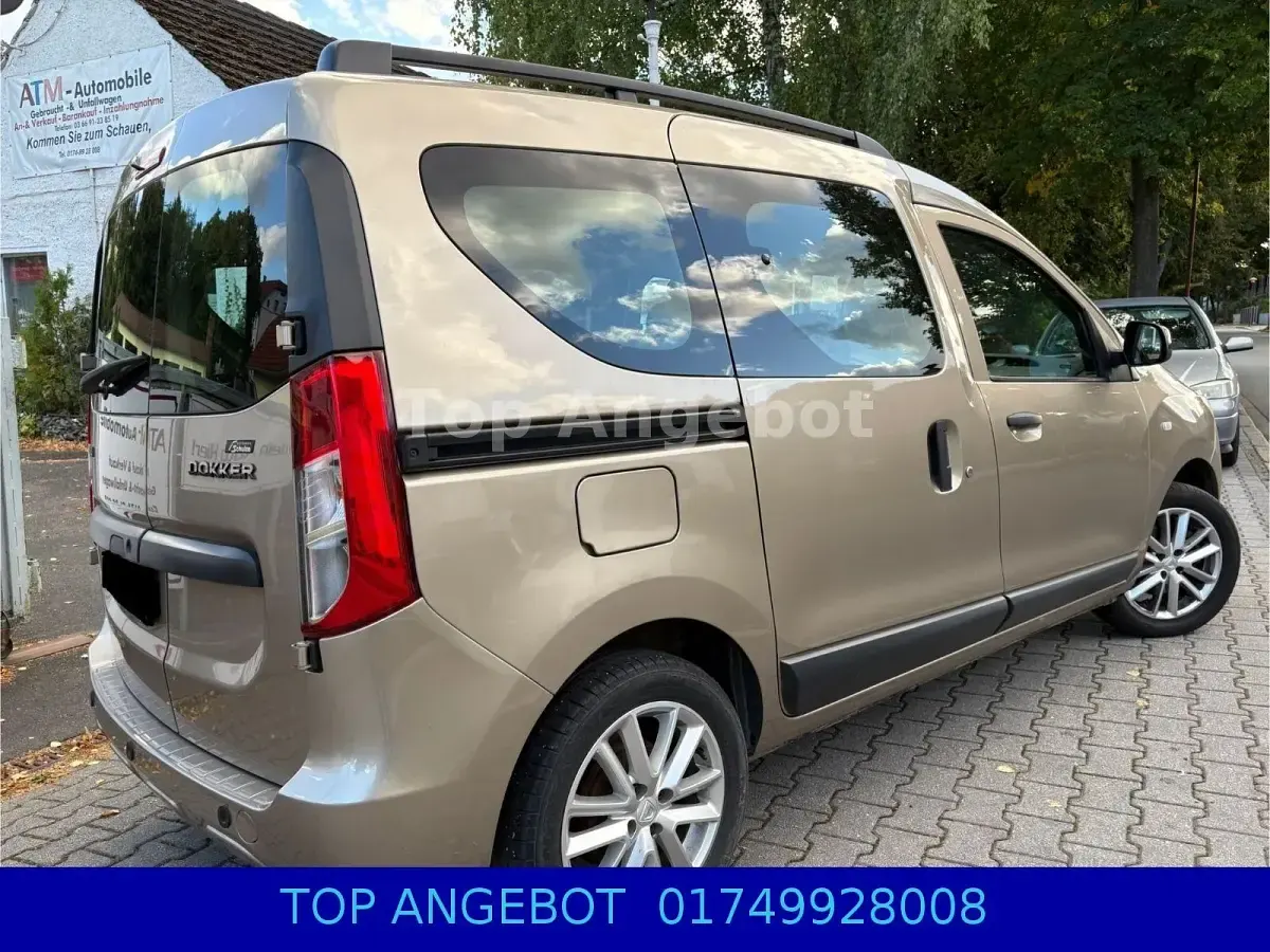 Gebraucht Dacia Dokker Comfort 131 PS (96 kW) 2021 Braun Van / Kleinbus