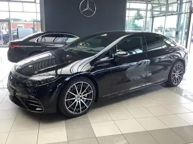 Gebraucht Mercedes EQS500 AMG line 330 kW (449 PS) 2024 Obsidianschwarz Limousine