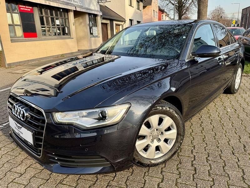 Gebraucht Audi A6 Business 179 PS (131 kW) 2012 Blau Limousine