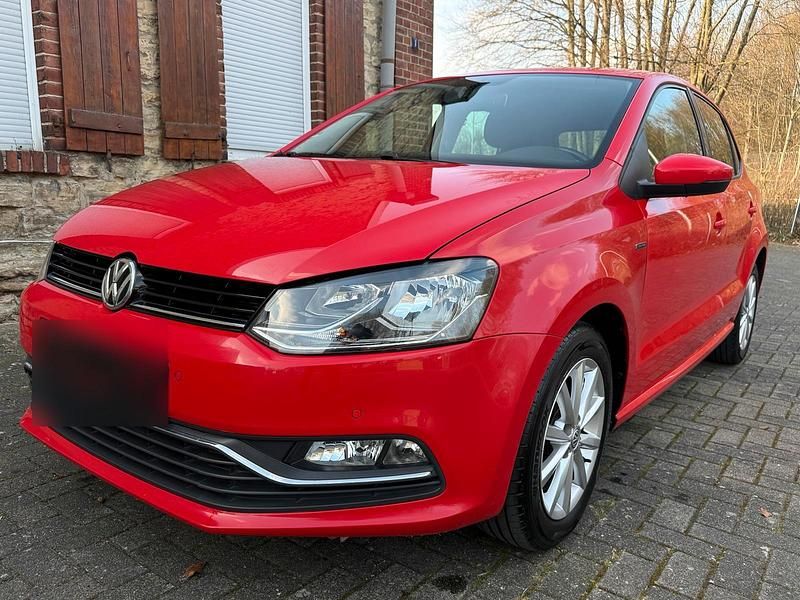 Gebraucht VW Polo Comfortline 75 PS (55 kW) 2015 Rot Kleinwagen
