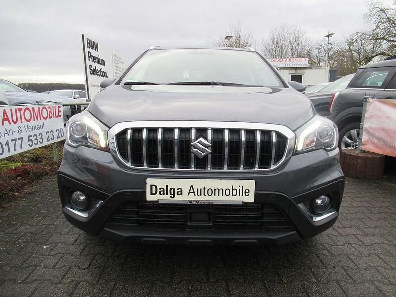 Gebraucht Suzuki SX4 S-Cross 129 PS (94 kW) 2021 Grau SUV