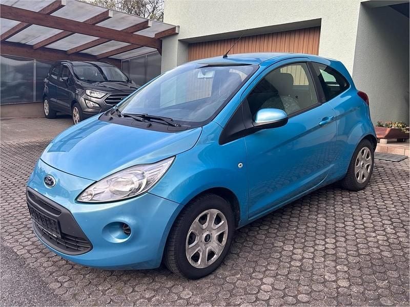 Second-hand Ford Ka 69 CP (50 kW) 2012 Albastru Hatchback