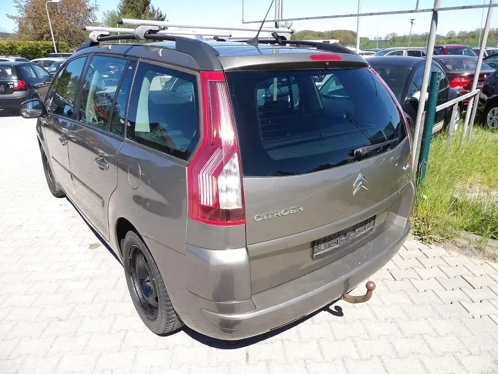 Gebraucht Citroën Grand C4 Picasso Tendance 125 PS (91 kW) 2008 Braun Van / Kleinbus