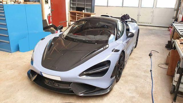 Grau Gebraucht 2021 McLaren 765LT Coupé | 499.000 € - Bild 1/4