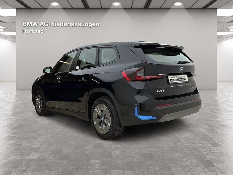 Gebraucht BMW iX1 Performance 200 kW (272 PS) 2023 Schwarz SUV
