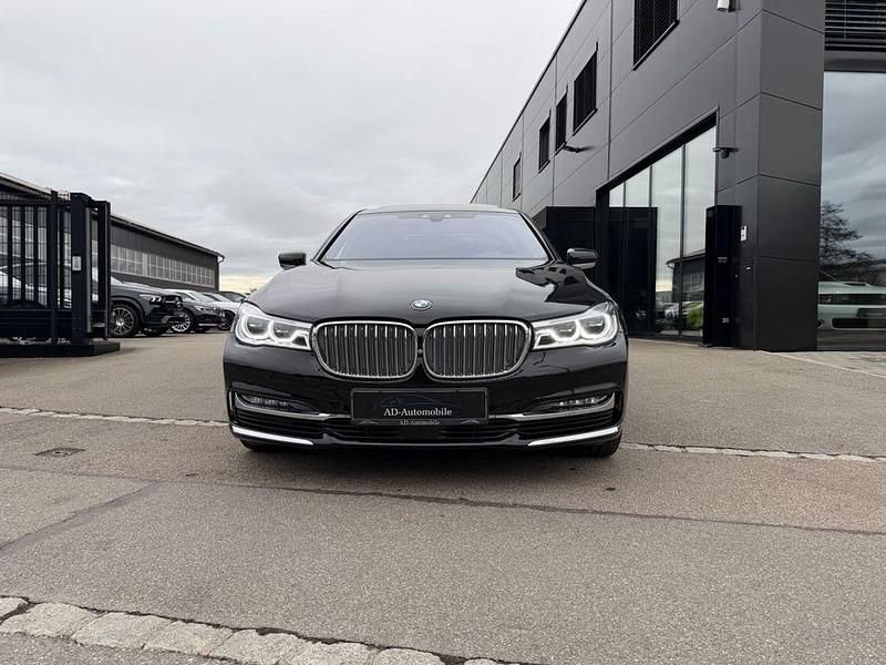 Gebraucht BMW 730 Performance 265 PS (194 kW) 2015 Schwarz Limousine
